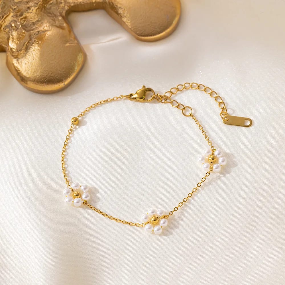 Pearl Daisy Chain Bracelet