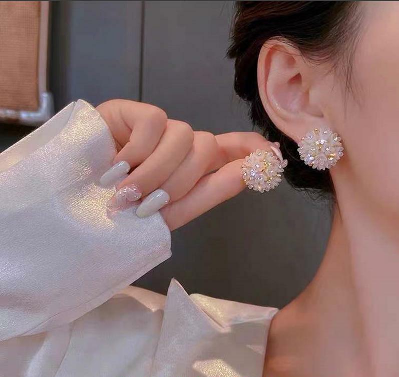 Pearl Bloom Ball Studs