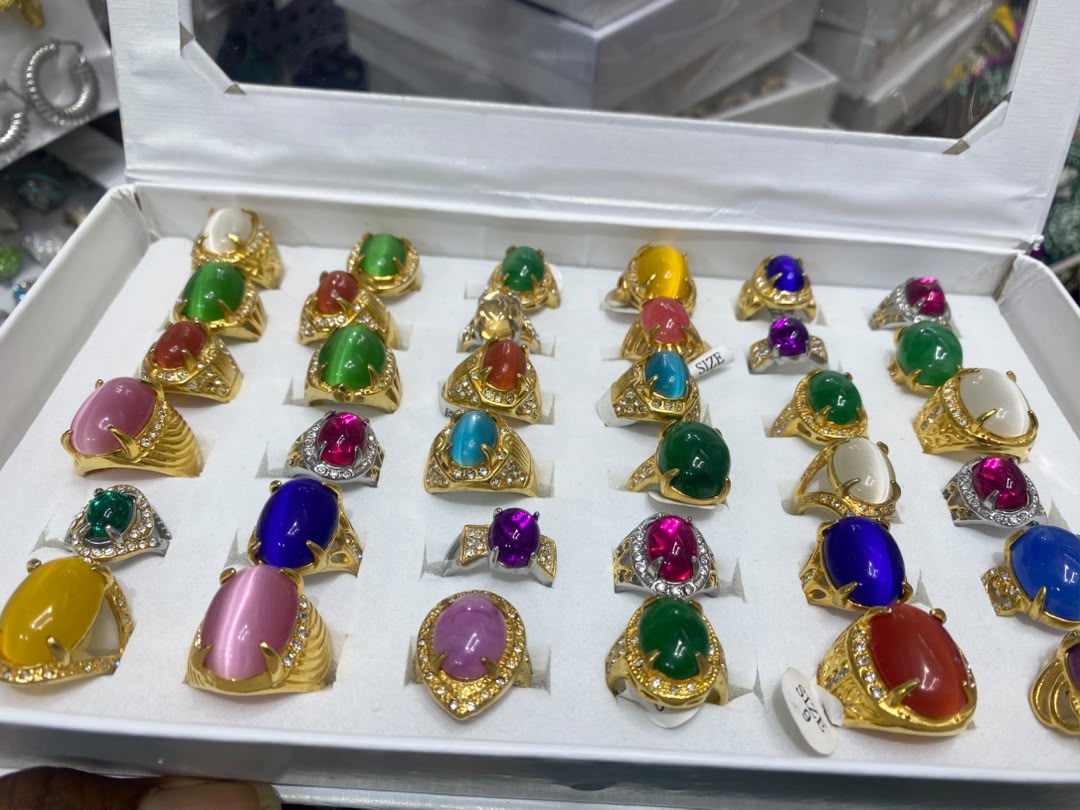 Colored Cabochon Gold Ring