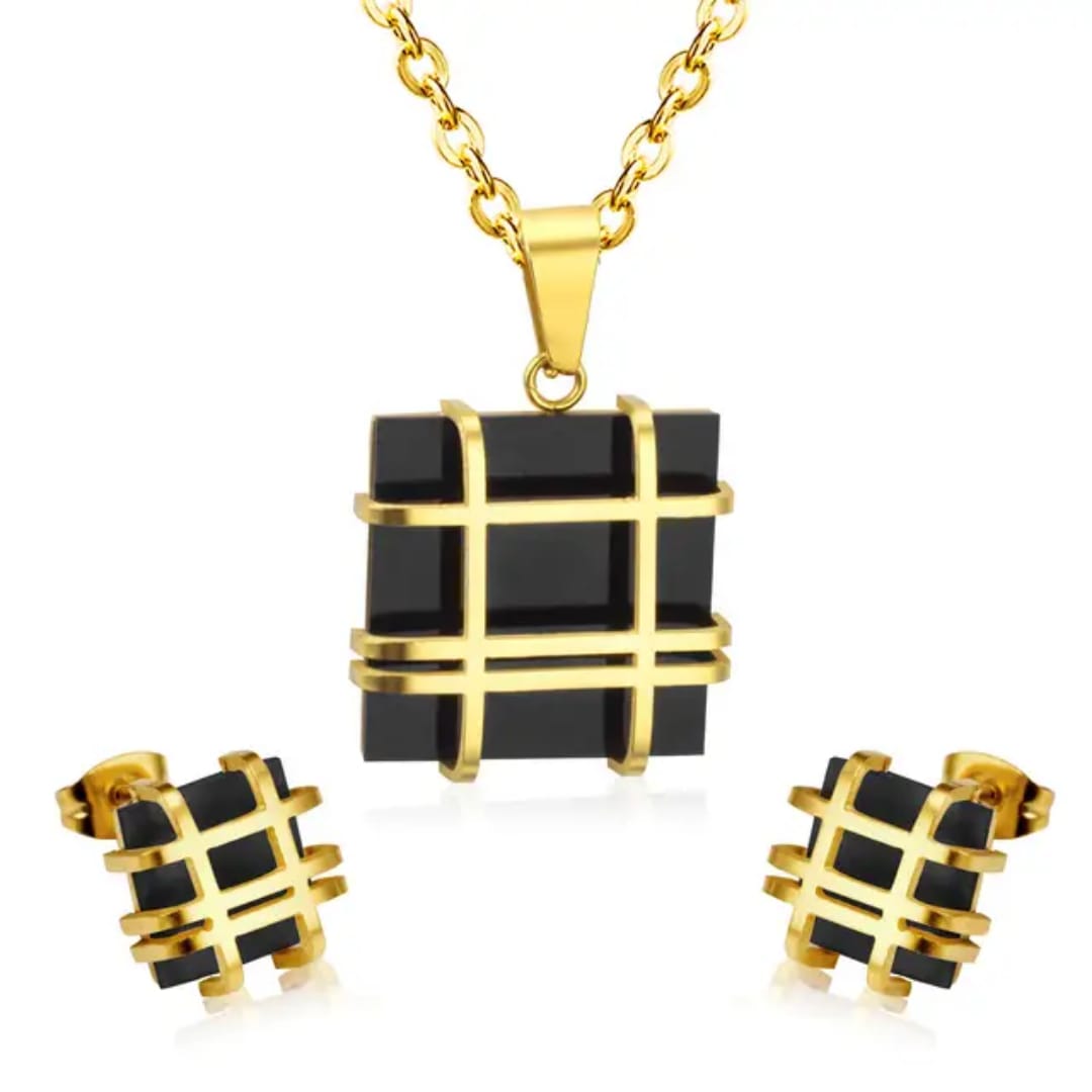 Black & Gold Square Set