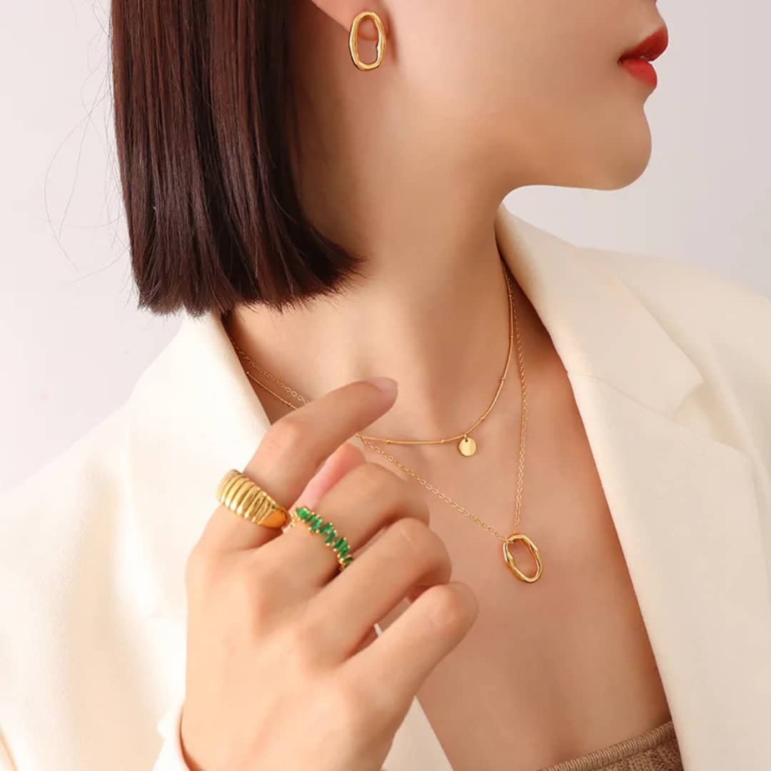 Gold Oval Pendant Layered Necklace